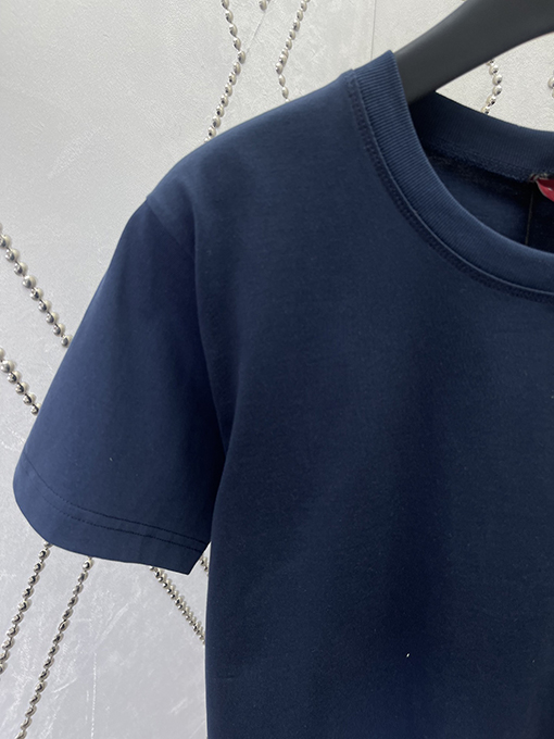 グッチ 胸と背中の文字プリント半袖Tシャツ