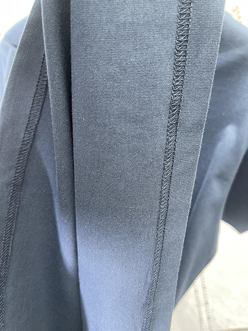 グッチ 胸と背中の文字プリント半袖Tシャツ