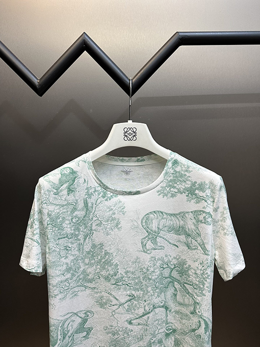 ディオール  ジャングルアニマルプリントの半袖Tシャツ