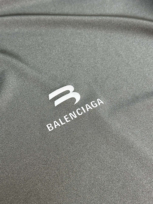バレンシアガ  スポーツダブルフック半袖Tシャツ