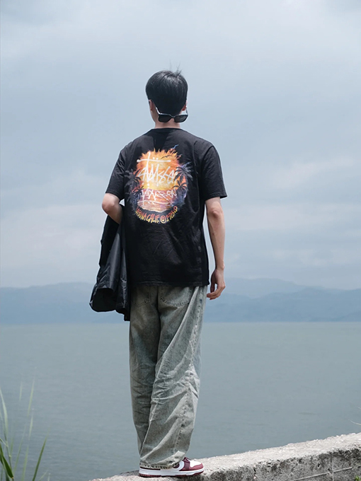 ステューシースーパーコピー サンセットビューココナッツビーチ半袖Tシャツ