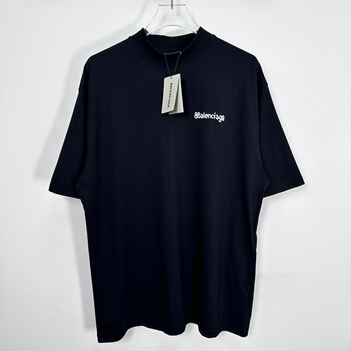 バレンシアガ  アルファベットロゴプリント半袖Tシャツ