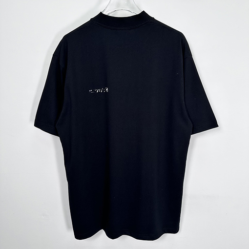 バレンシアガ  アルファベットロゴプリント半袖Tシャツ