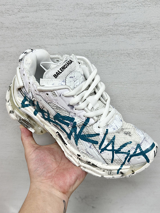バレンシアガスーパーコピー  ファッション落書き古いスニーカー