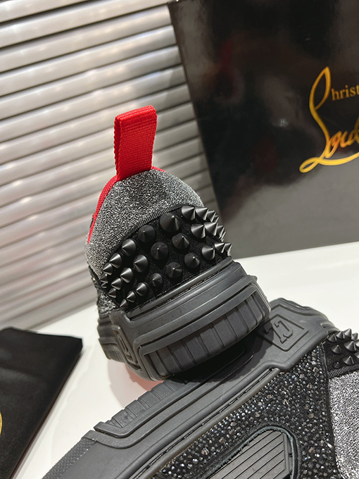 クリスチャンルブタンコピー  ロゴアルファベットロゴスニーカー