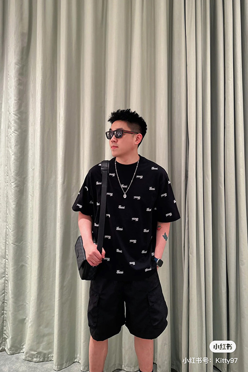 グッチスーパーコピー 新しいロゴデザイン半袖Tシャツ