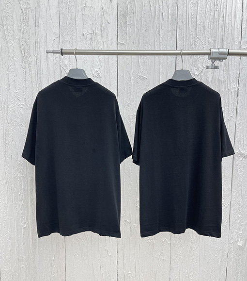 バレンシアガ  ロゴ文字プリント穴あき落書き半袖Tシャツ