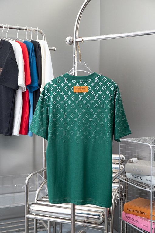 ルイヴィトンコピー 老花グラデーション半袖Tシャツ