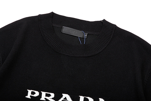 プラダスーパーコピー アルファベット編み三角マークニット半袖Tシャツ