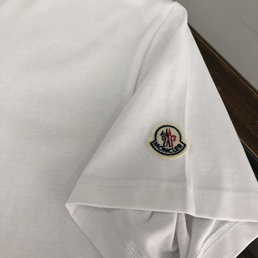モンクレール シンプルな大気コットンプリント半袖Tシャツ
