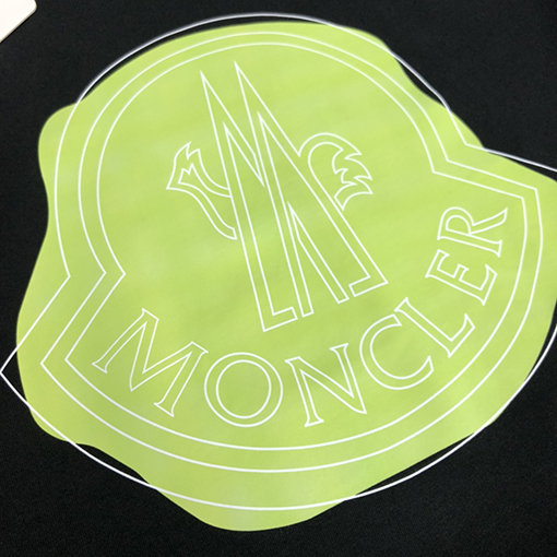モンクレール シンプルな大気コットンプリント半袖Tシャツ