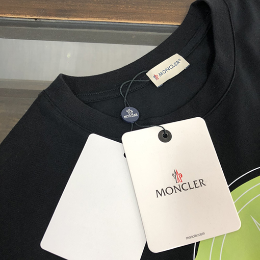 モンクレール シンプルな大気コットンプリント半袖Tシャツ