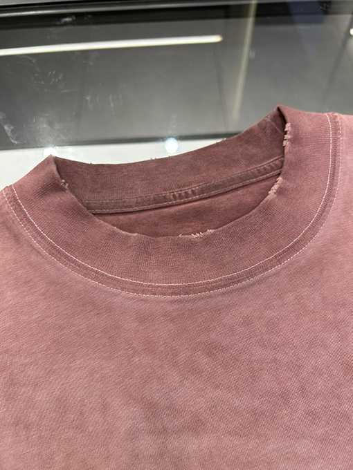 アレキサンダーワンコピー  洗い加工と立体感のあるプリントが特徴 短袖Tシャツ