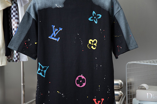 ルイヴィトン  フル落書き水絵ファッション半袖Tシャツ