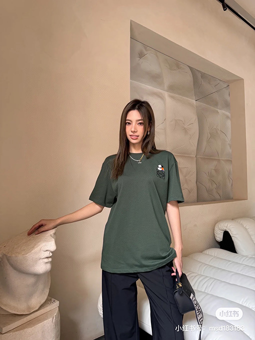 ロエベ 胸の刺繍ロゴパンダ半袖Tシャツ