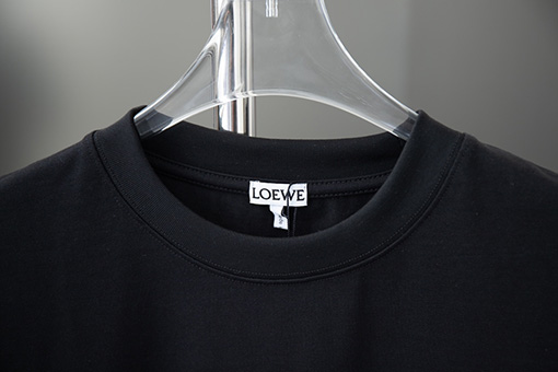 ロエベ 胸の刺繍ロゴパンダ半袖Tシャツ