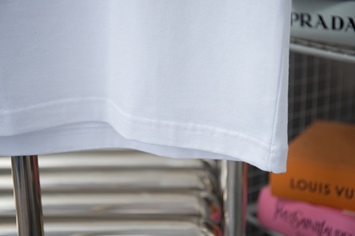 ロエベスーパーコピー  胸の刺繍ロゴフェニックス鳥半袖Tシャツ