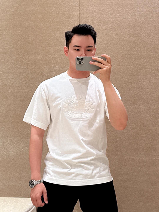 バーバリースーパーコピー オークの葉の刺繍ファッション半袖Tシャツ