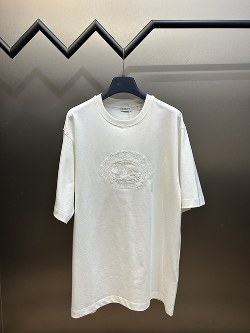 バーバリースーパーコピー オークの葉の刺繍ファッション半袖Tシャツ