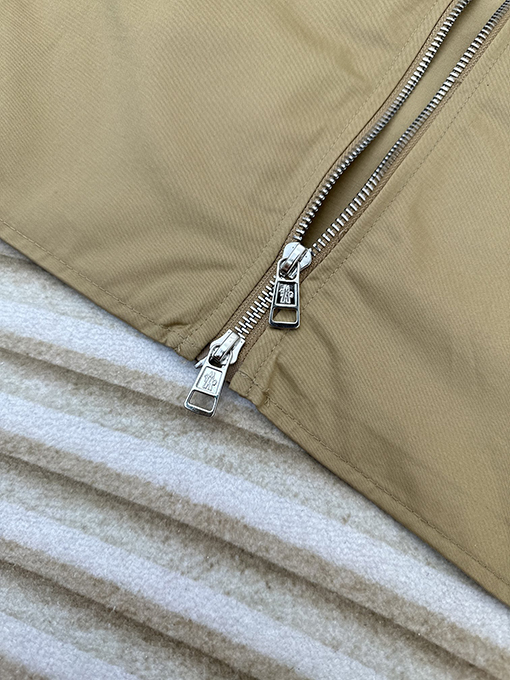 モンクレール 新しいメンズラペルシャツジャケット
