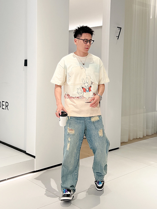 グッチコピー ジャングルの花大きな耳ウサギプリント半袖Tシャツ