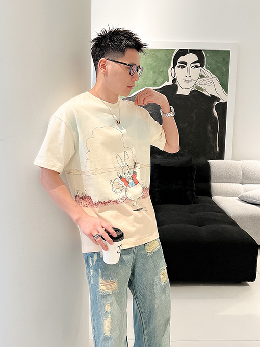 グッチコピー ジャングルの花大きな耳ウサギプリント半袖Tシャツ