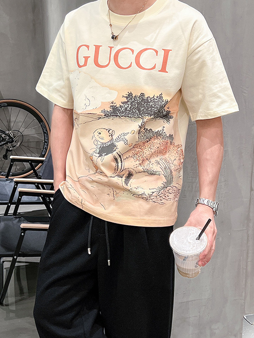 グッチコピー アニマルジャングルパーティープリント半袖Tシャツ