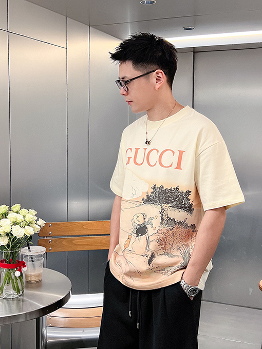グッチコピー アニマルジャングルパーティープリント半袖Tシャツ