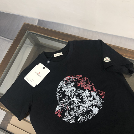 モンクレールコピー 最新モデル 半袖ラウンドネックTシャツ
