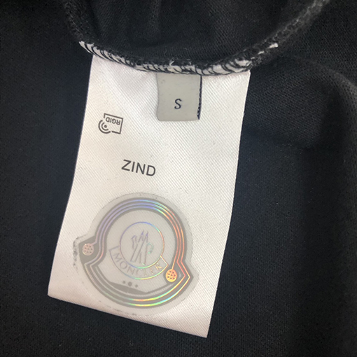 モンクレールコピー 最新モデル 半袖ラウンドネックTシャツ
