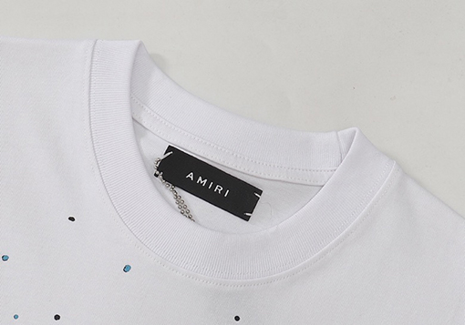 アミリ スタイリッシュな新しいロゴのラウンドネックTシャツ