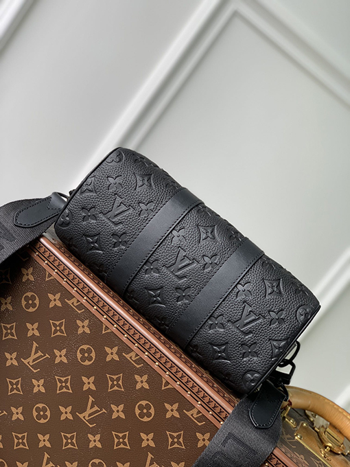 ルイヴィトンコピー Aerogramバージョンの新しいKeepall XSバッグ M20900