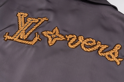 ルイヴィトン   新しい刺繍ロゴ半袖シャツ