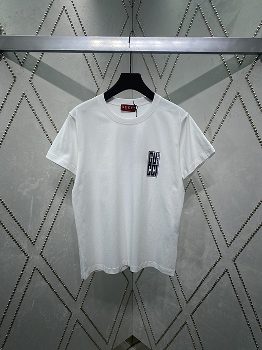 グッチ   胸と背中の文字プリント半袖Tシャツ