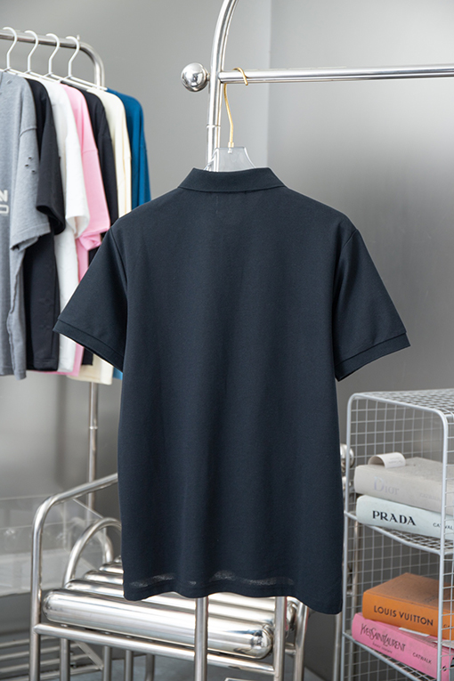 ルイヴィトン   胸と背中の1 Vステッカー刺繍ラインストーン半袖Tシャツ