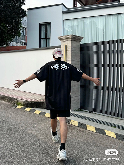 バレンシアガコピー  新しいメッシュ半袖Tシャツ