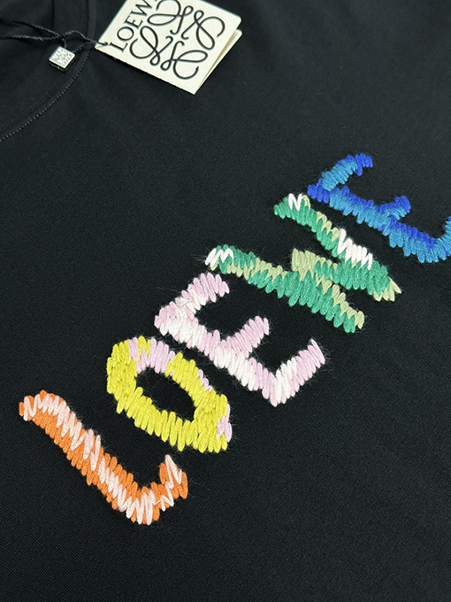 ロエベスーパーコピー レインボー刺繍ファッション半袖Tシャツ