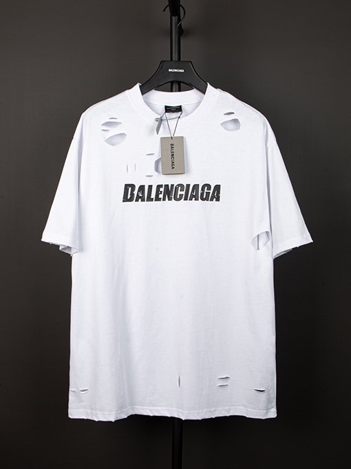 バレンシアガ  前のパリのアルファベットアートの穴の開いた半袖Tシャツ