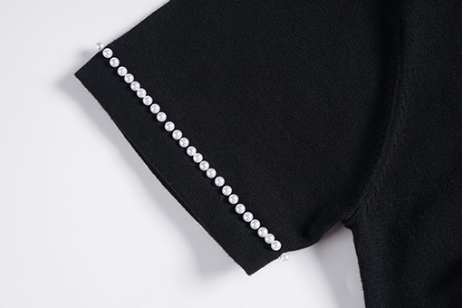 ルイヴィトンコピー 胸の刺繍バブルニット半袖セーター