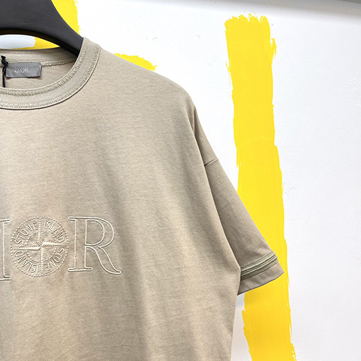 ディオールスーパーコピー ファッションロゴ刺繍ラウンドネック半袖Tシャツ