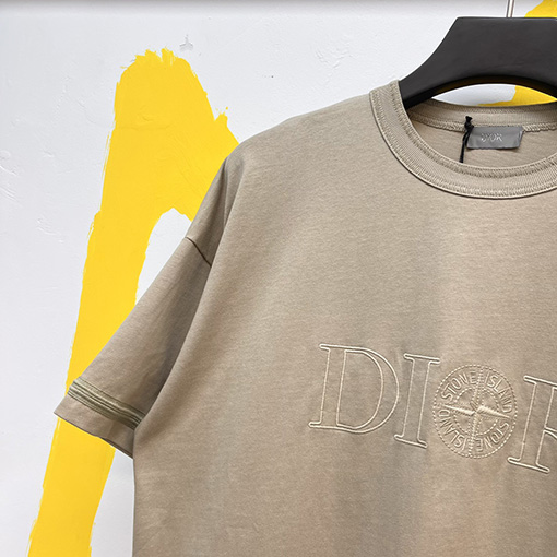 ディオールスーパーコピー ファッションロゴ刺繍ラウンドネック半袖Tシャツ