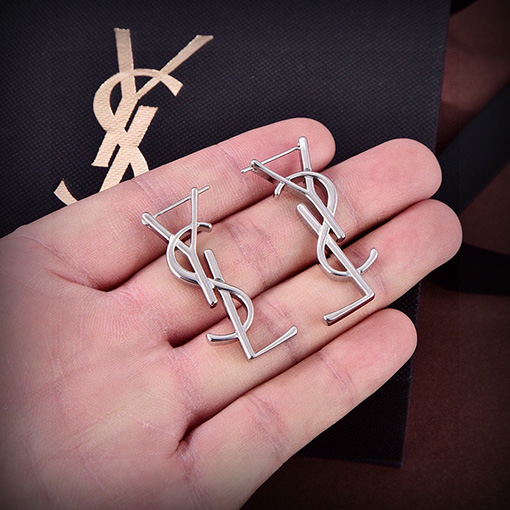 サンローラン フランスファッションスタイルアルファベットピアス