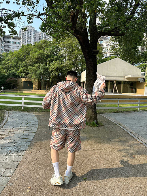 バーバリー 新しいチェック柄の軍馬ファッション両面コート