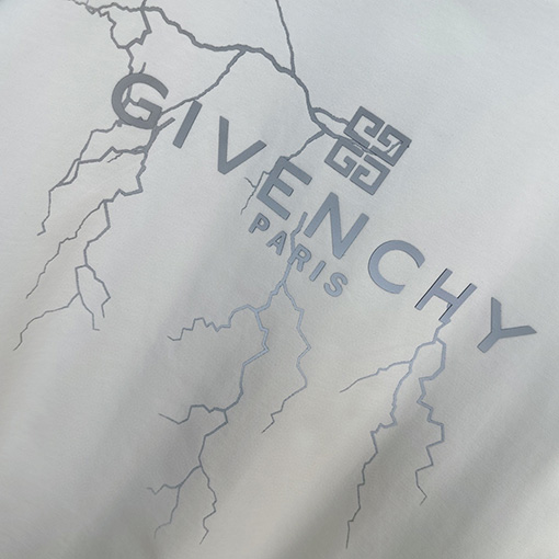 ジバンシイコピー 新しいライトニングロゴアルファベットラウンドネック半袖Tシャツ