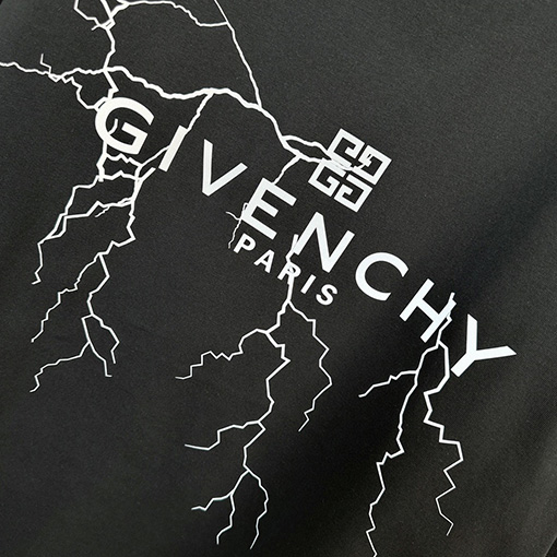 ジバンシイコピー 新しいライトニングロゴアルファベットラウンドネック半袖Tシャツ