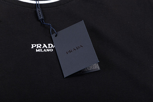 プラダ ステッチ襟文字ロゴ刺繍ラウンドネック半袖Tシャツ