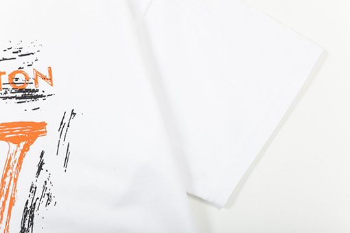 ルイヴィトンコピー 手描きの落書き大きなロゴアルファベットプリント半袖Tシャツ