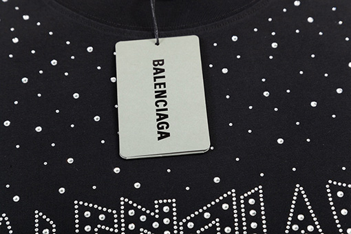 バレンシアガスーパーコピー アルファベットロゴロゴプリントホットドリルエンボス半袖Tシャツ