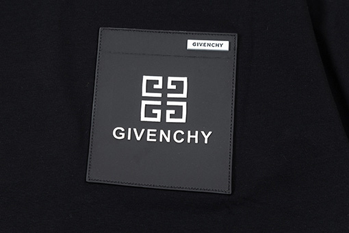 ジバンシイ パッチワークポケットアルファベットエンボス半袖Tシャツ