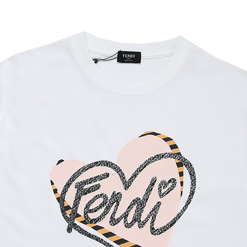 フェンディ バレンタイン限定ロゴプリント半袖Tシャツ